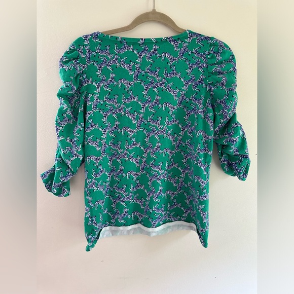 Lilly Pulitzer Sweater Women’s  Green Blue Zebra Preppy 3/4 Sleeve size medium - Picture 4 of 10